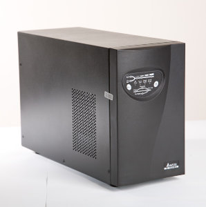 ИБП Delta N-Series 1 kVA